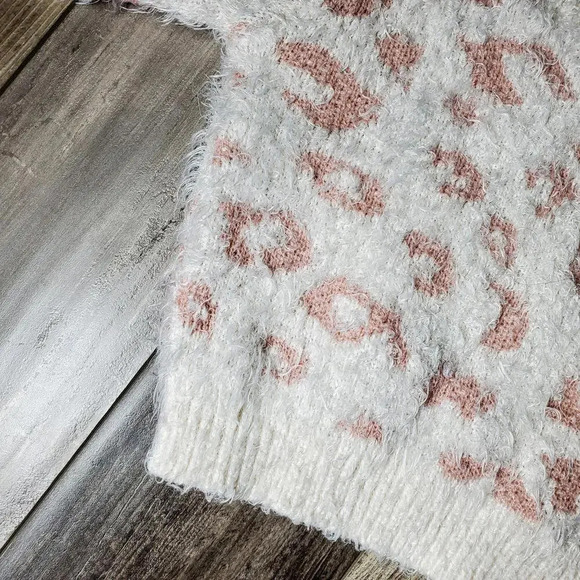 Jessica Simpson Pink and White Leopard Animal Print Fuzzy Sweater Size 18m NWOT - Picture 14 of 15